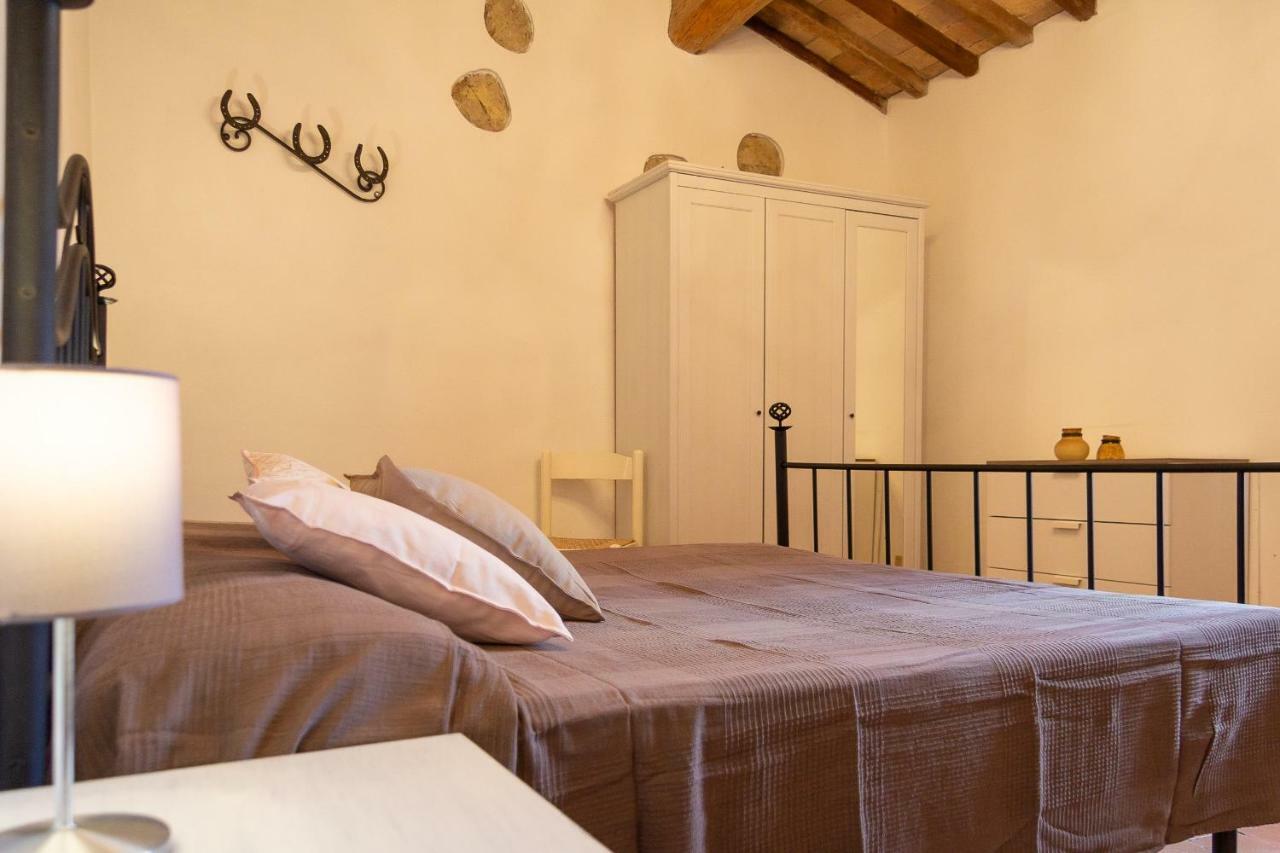 הוילה סנטה לוצ'ה Agriturismo Le Vignacce מראה חיצוני תמונה