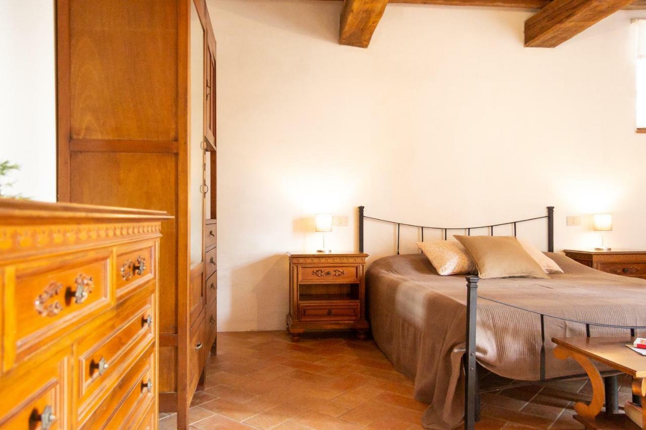 הוילה סנטה לוצ'ה Agriturismo Le Vignacce מראה חיצוני תמונה